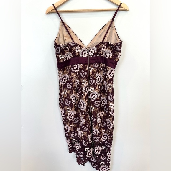 Bardot Dalia Lace Dress - Picture 3 of 9